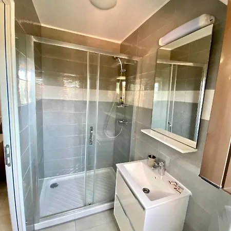 Διαμέρισμα Terrasse Vue Clim Wifi Parking *